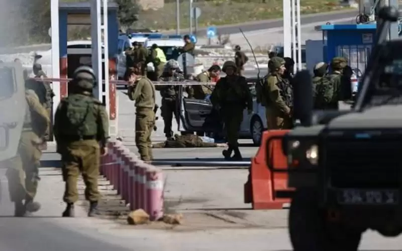 استشهاد فتى فلسطيني بعد دهسه جندي