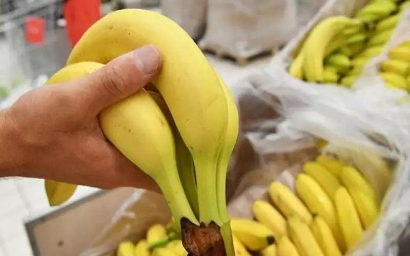 تناول الموز قد يشكل خطورة للبعض