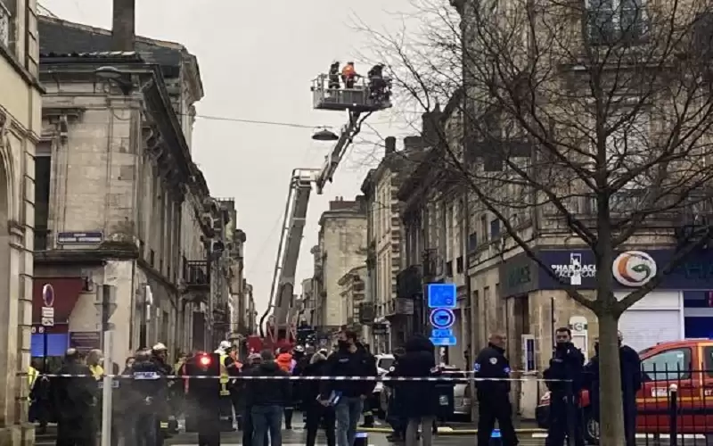 انهيار مبنى في فرنسا جراء انفجار