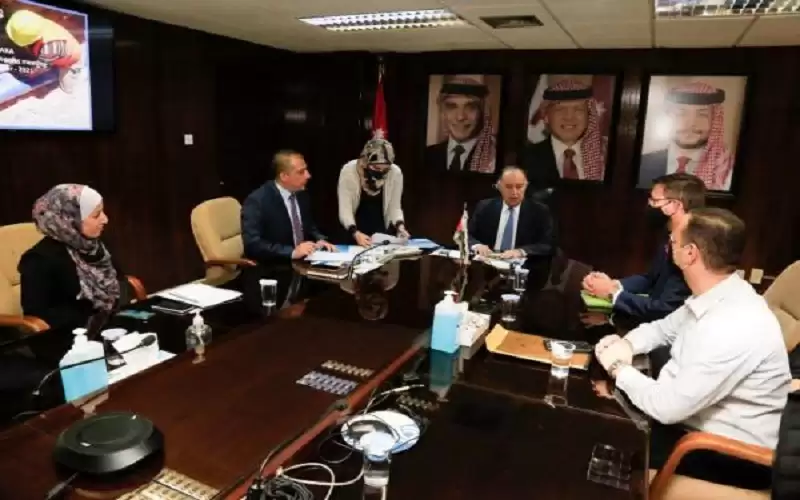 دعم لسلطة المياه بقيمة 8 ملايين