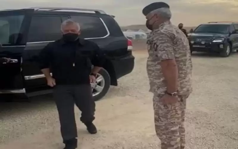 الملك يزور منطقة الغمر المستعادة (فيديو)