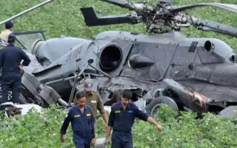 مصرع 4 أشخاص بتحطم مروحية كانت