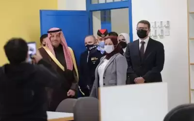 السفير السعودي يفتتح مدرسة الأونروا في