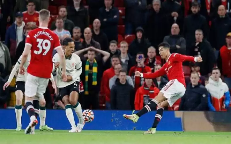 تأجيل مباراة مانشستر يونايتد وبرنتفورد لتفشي