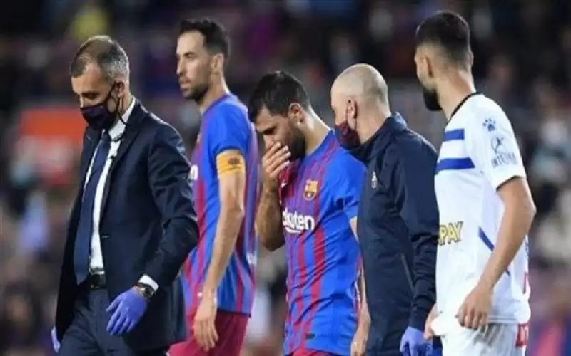 أغويرو سيعلن اعتزاله كرة القدم في