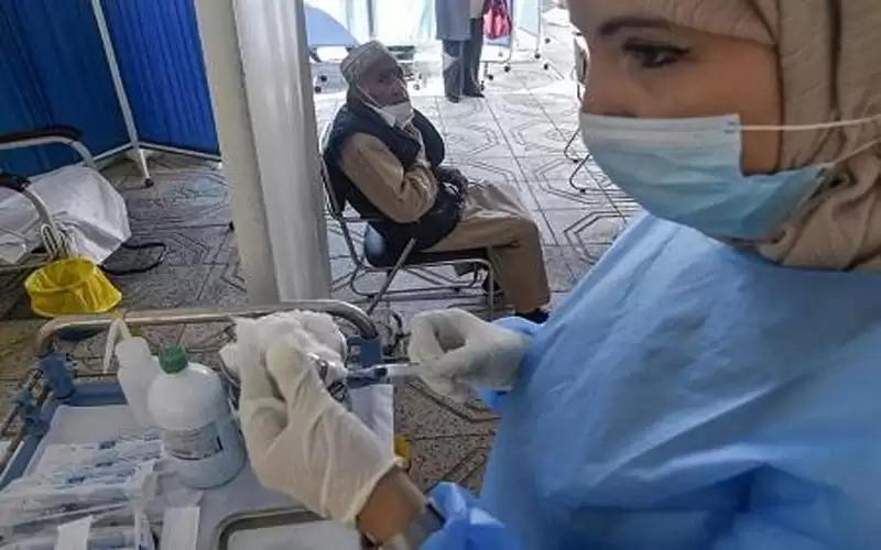 بلد عربي جديد يسجل إصابة بأوميكرون