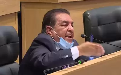 فواز الزعبي يدافع عن اتفاقية السلام: