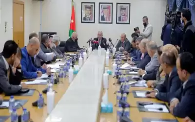 قانونية النواب تستمع لآراء أعضاء المحكمة
