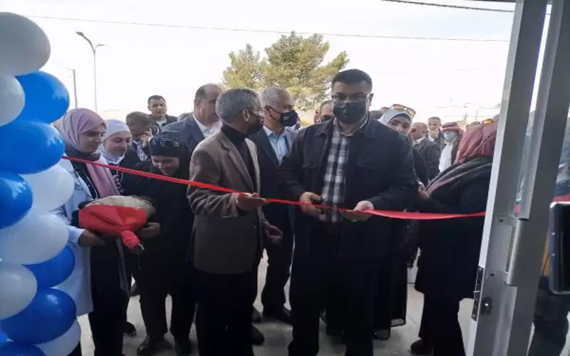 وزير الزراعة يفتتح أول عيادة بيطرية