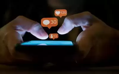دراسة: قلة التواصل الاجتماعي تضر القلب