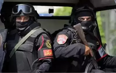 مصرية تقتل شابا وتفصل رأسه عن