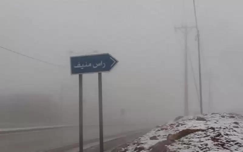 ثلوج في رأس منيف وأمطار غزيرة