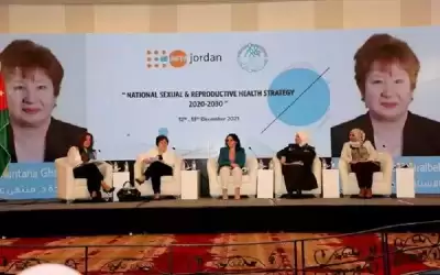 عميد تمريض عمان الأهلية تشارك في