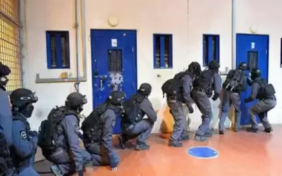 عملية قمع واسعة بحق أسرى فلسطينيين