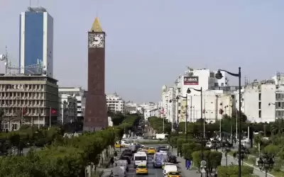 تونس تخطط لرفع سعر الكهرباء وتجميد