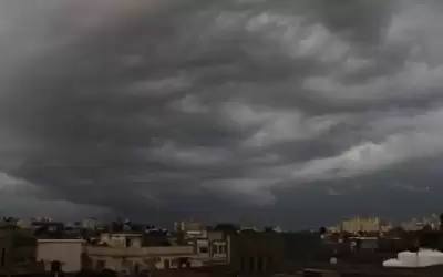 الأربعاء .. أجواء ماطرة وباردة وتحذير
