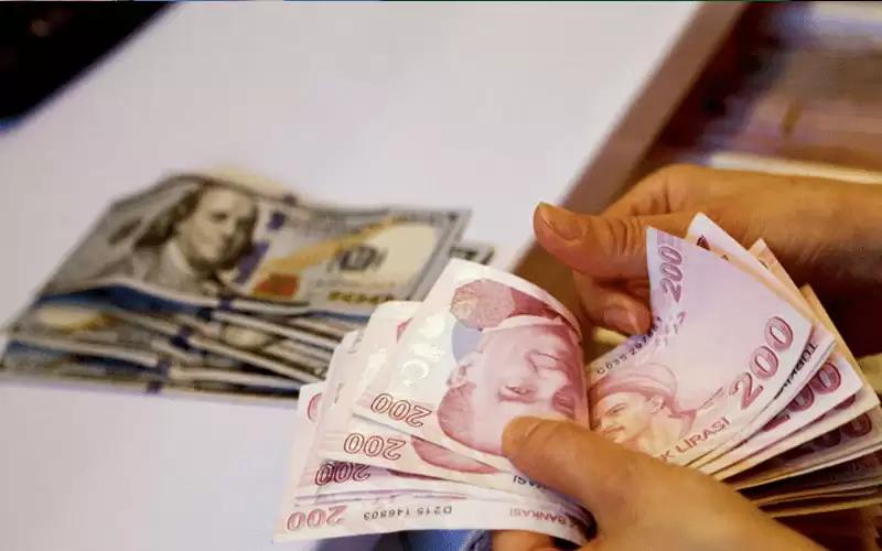 الليرة التركية ترتفع بنسبة 44% أمام