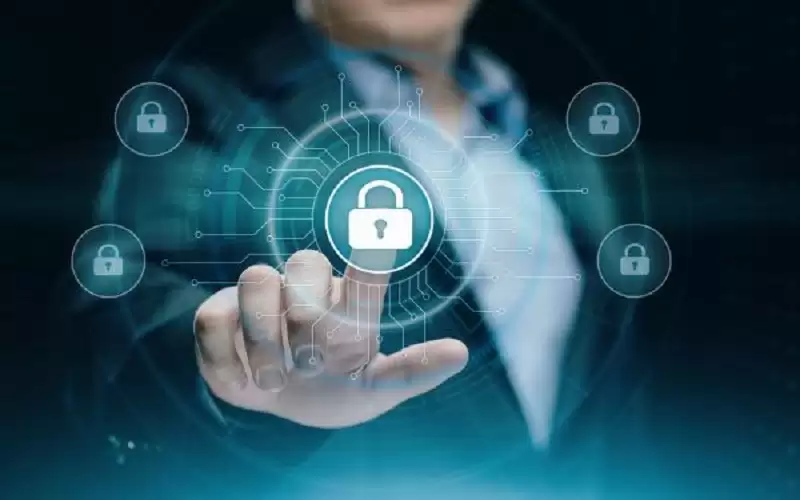 الحكومة: التزمنا بتعديل قانوني الجرائم الإلكتروني