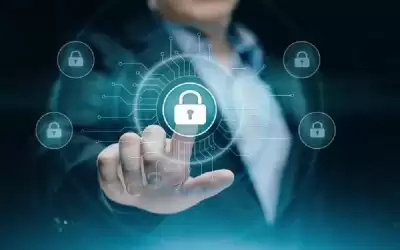 الحكومة: التزمنا بتعديل قانوني الجرائم الإلكتروني
