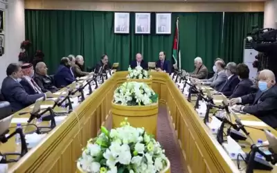 الفايز يدعو لوضع استراتيجية لتوحيد الخطاب