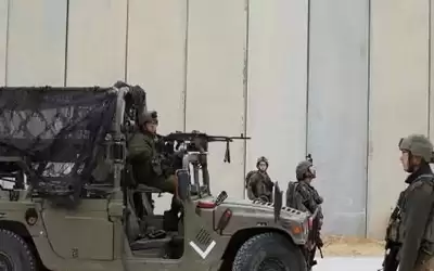 القوات الإسرائيلية تعتقل فلسطينيين في سلوان