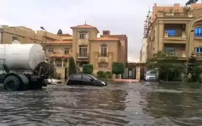 محافظ القاهرة : لا تخرجوا من