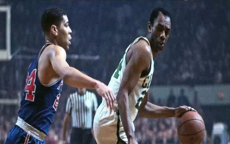 وفاة أسطورة كرة السلة الأمريكية سام