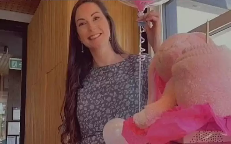 تعاني من حروق شديدة بسبب حوار