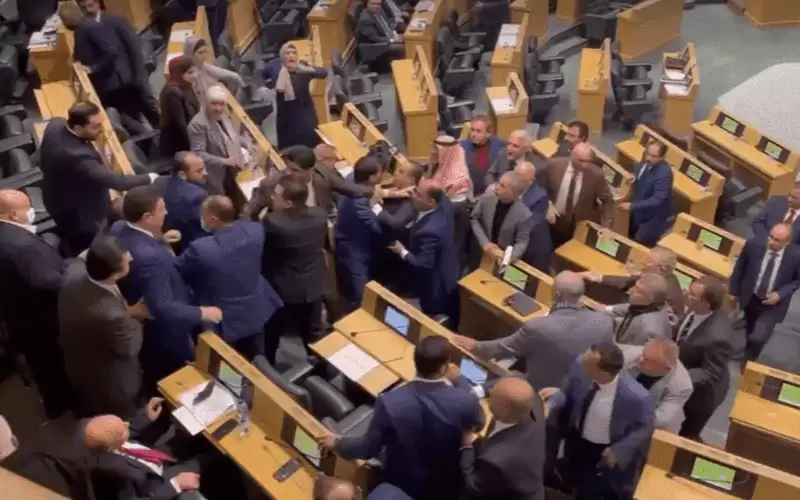 قانونية النواب لم تبحث شكاوى أطراف