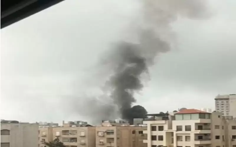 حريق مركبة داخل محطة محروقات في