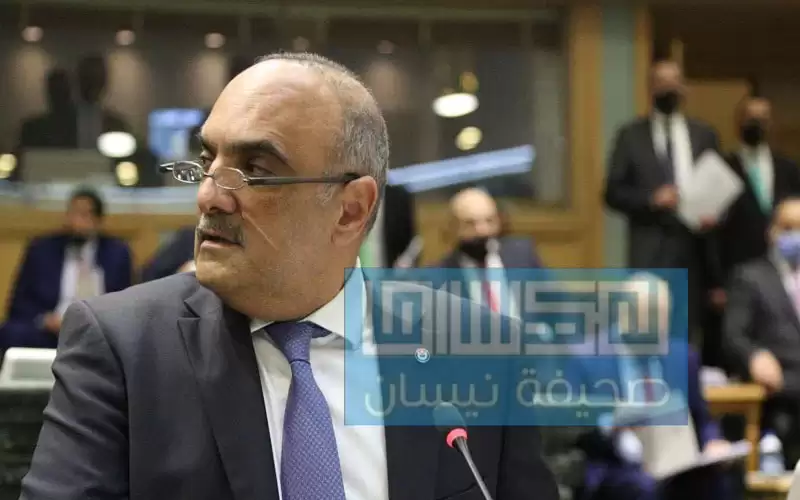 الخصاونة: وزير البلاط ليس عضوا في