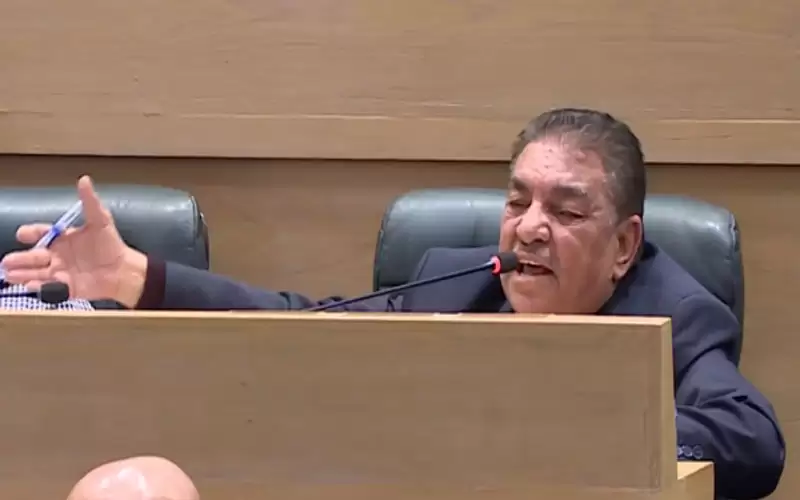 الزعبي: كنا نوقع على طرح الثقة