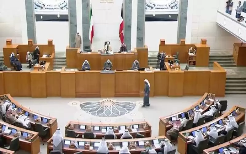 الحكومة الكويتية الجديدة تؤدي اليمين الدستورية