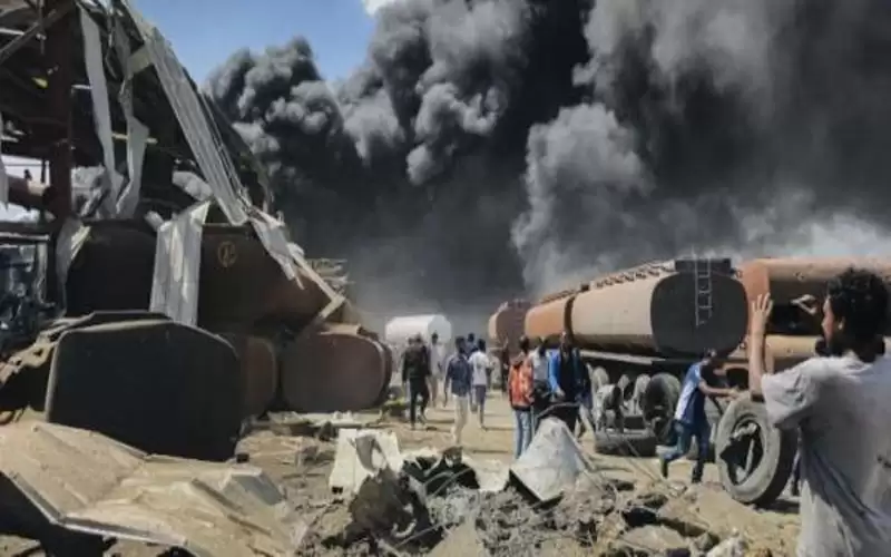 مقتل 56 شخصا وإصابة 30 آخرين