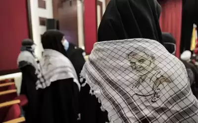 إيران تفرض عقوبات على عشرات الأميركيين