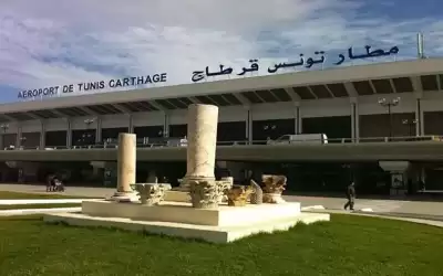 طائرة مصرية تتعرض لحادث بتونس