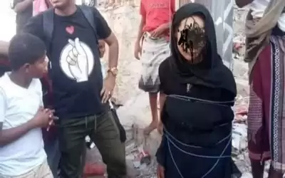 صورتها هزت اليمن.. ما قصة المرأة