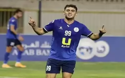 شرارة يوقع لاهلي طرابلس الليبي