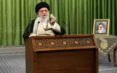 خامنئي لا يعد التفاوض تسليما للعدو