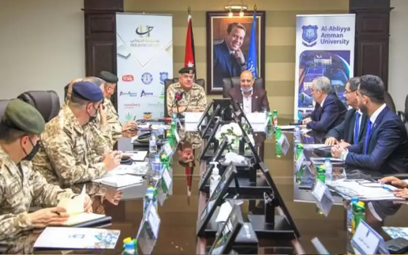 رئيس هيئة الأركان المشتركة يزور جامعة