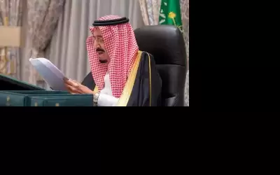 العاهل السعودي وولي عهده يعزيان قطر