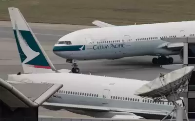 مطار هونغ كونغ يمنع رحلات الترانزيت