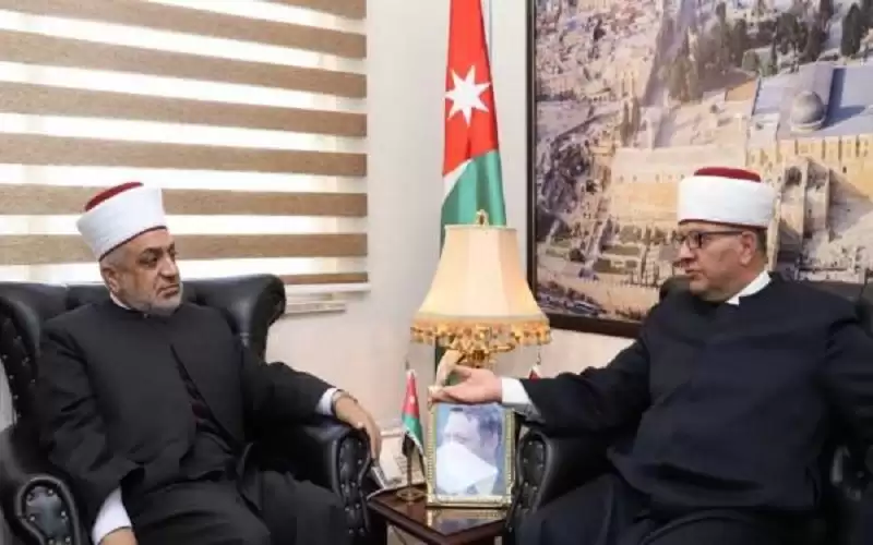 وزير الأوقاف: الأردن يحمل الهم الفلسطيني