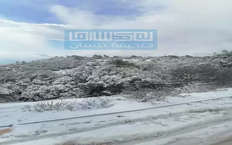 ثلوج ورياح تصل سرعتها إلى 100