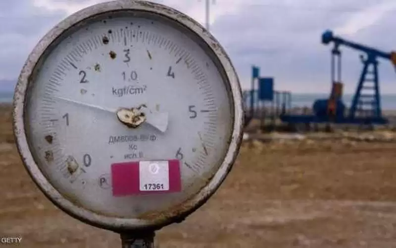 النفط يتراجع رغم استمرار مخاوف الإمدادات