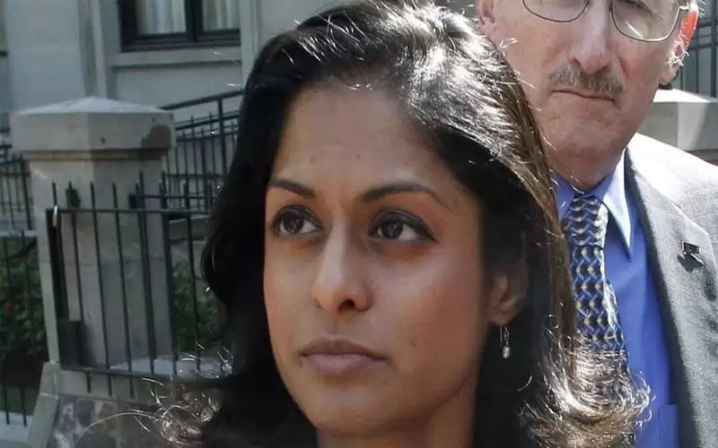 بايدن يرشح أول امرأة مسلمة لتولي