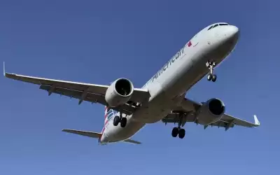 طائرة أميركية تعود أدراجها من منتصف