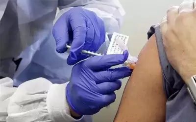 طبيب أردني: الجرعة الثالثة تحمي 90‎%‎