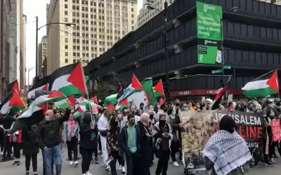 تظاهرة في شيكاغو احتجاجا على استمرار