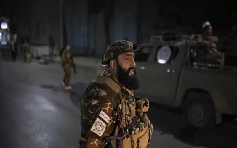 طالبان تفرض غرامة بسبب عدم صلاة